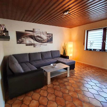 Apartments Rhona III Und IV Neunkirchen City Exterior photo