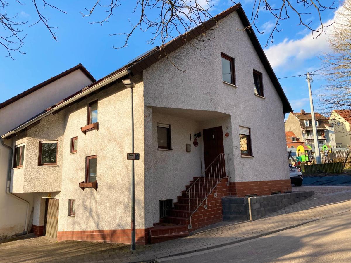 Apartments Rhona III Und IV Neunkirchen City Exterior photo