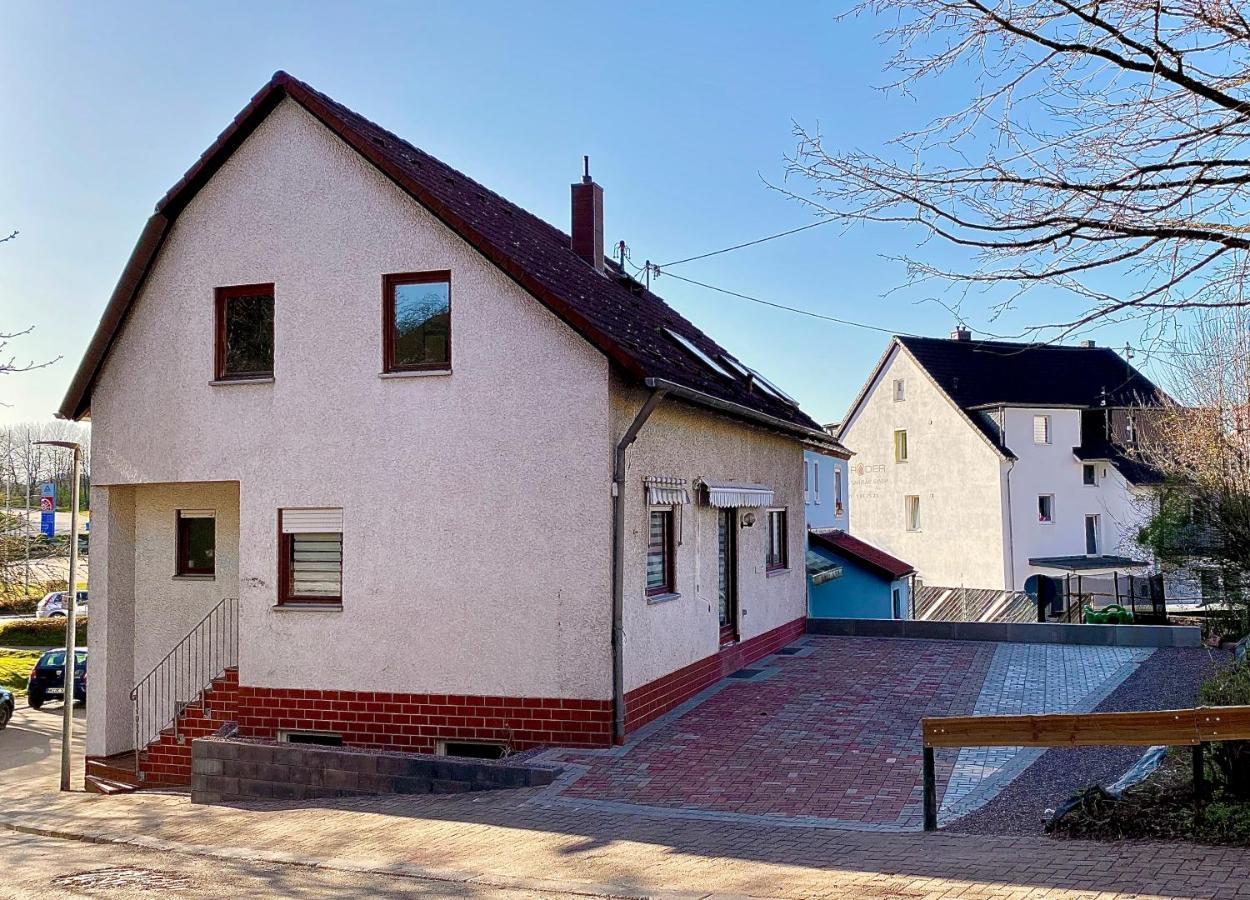 Apartments Rhona III Und IV Neunkirchen City Exterior photo